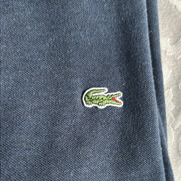 Lacoste - Picture 3 of 4